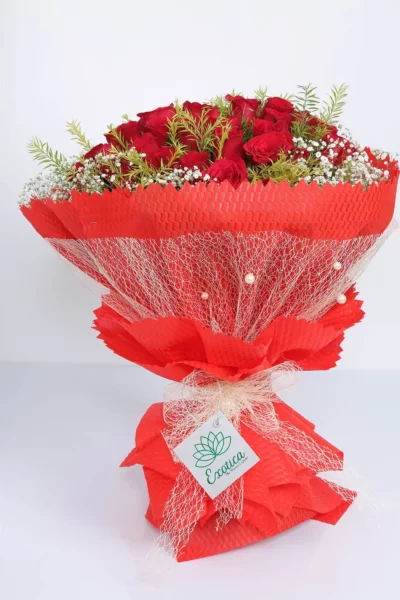Hand Bunches 40 Red Roses & Gypsophila