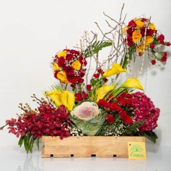 Fresh Flowers Wooden Tray of Roses,Mokara, Hydrangea & Cala Lily