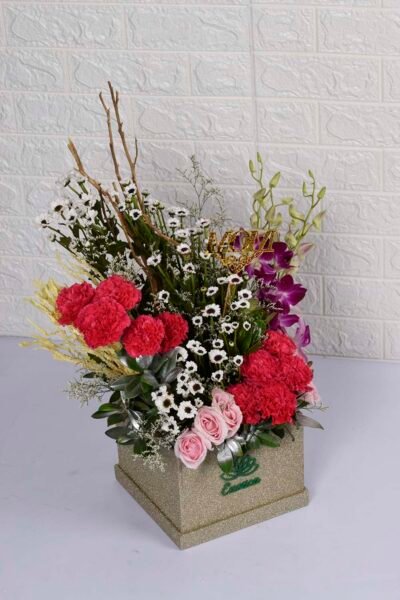 Box Arrangements Box Flower Arrangement of Revival Roses & Carnation