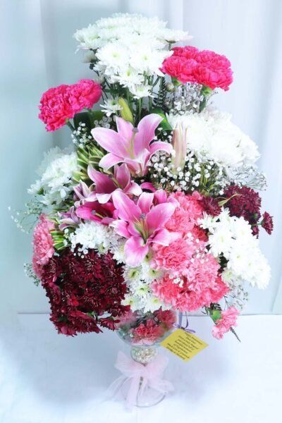Fresh Flowers Flower Arrangement Of Pink Carnation, Oriental Lily, White Daisy In Vase