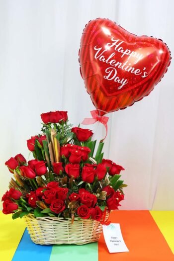 Basket Arrangements Flower Arrngement Of Red Roses & Golden Pearls With Balloon In Natural Basket