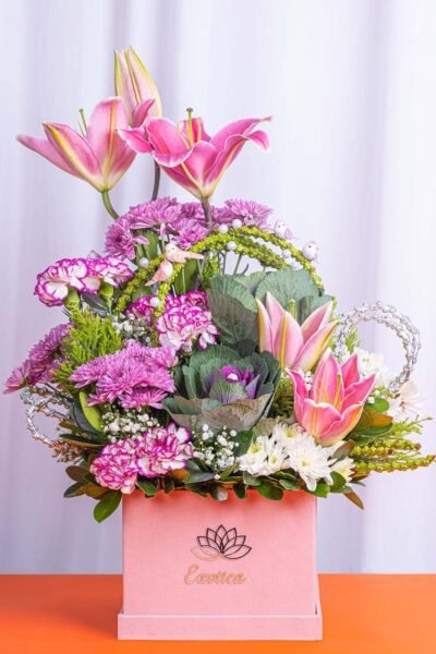 Box Arrangements Flower Box Of Pink Oriental Lily With Purple Shaded Carnation