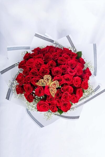 Fresh Flowers Flower Bunch Of Red Roses With Gypso
