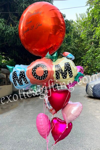 Balloon Arrangements Balloon Bunch Of Big Round & Small Hearts With “MOM”