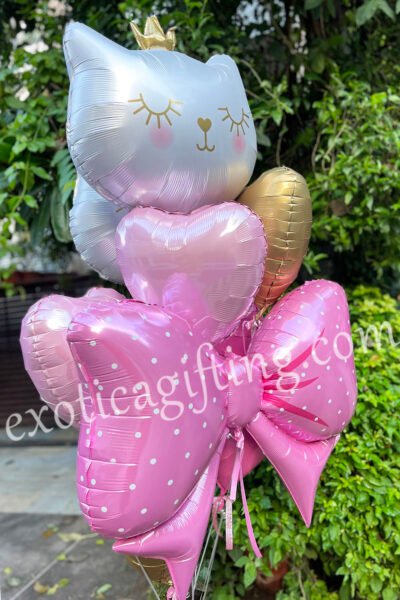 Balloon Arrangements Balloon Bunch Of White Cat With Pink Bow & Hearts