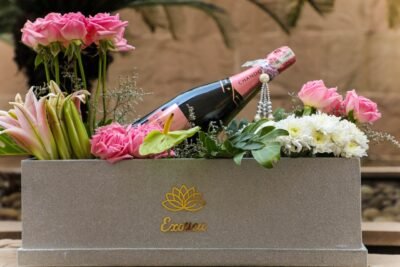 Diwali Flowers Big Champagne Box of Lily, Roses & Daisy